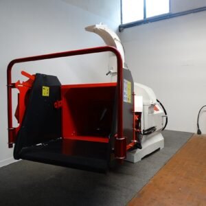Broyeur de branches à tracteur WC 72 R
