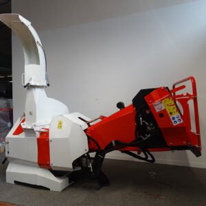 Broyeur de branches à tracteur WC 52 R