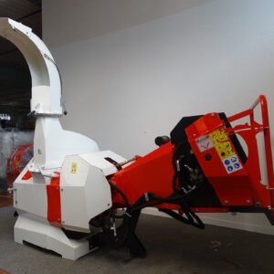 Broyeur de branches à tracteur WC 52 R
