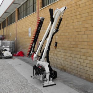 Taille-haies à bras série HRT-J à joystick pour tracteurs de 20 à 60 ch