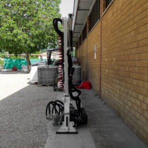 Taille-haies à bras série HRT-W à télécommande sans fil pour tracteurs de 20 à 60 ch